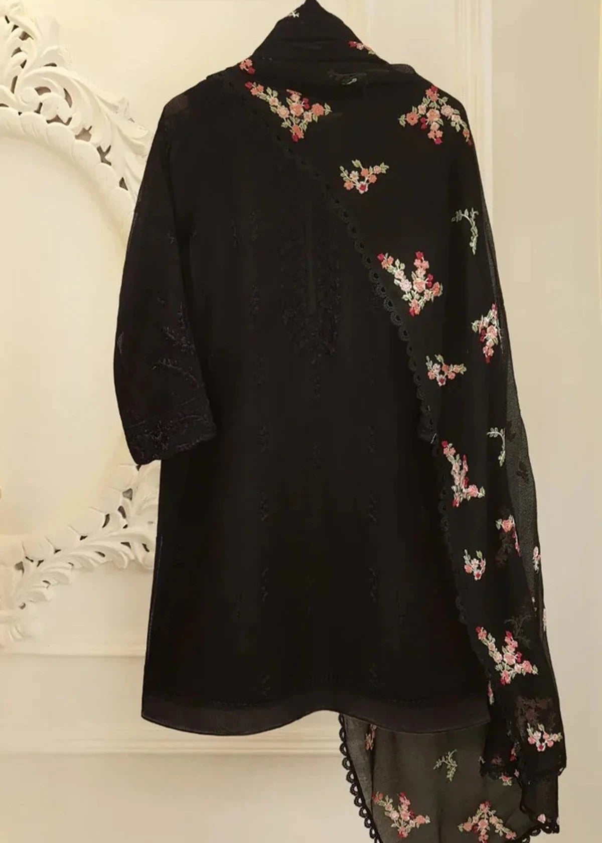 Grace S788-Embroidered 3pc lawn dress with Embroidered chiffon dupatta. Silk unclassified dresses