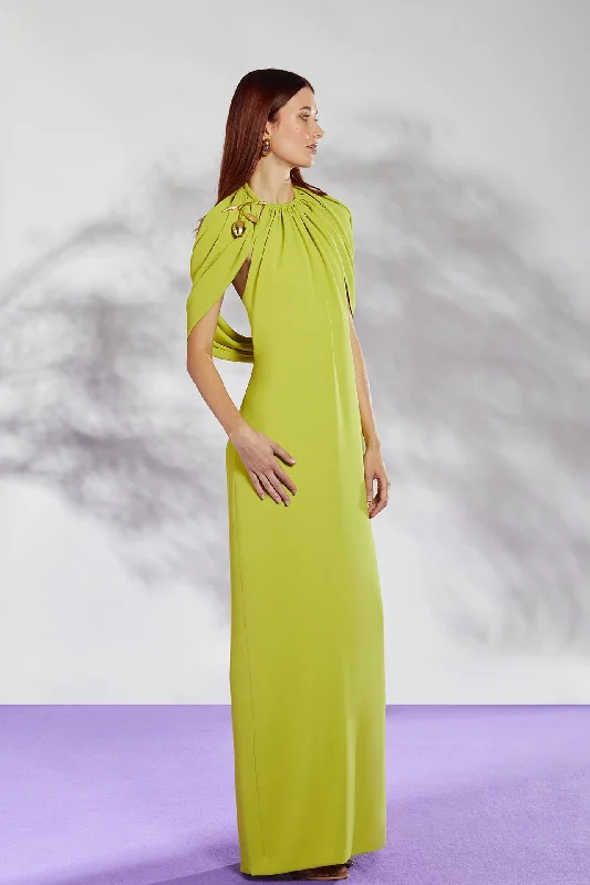 Crepe dress with gold plated necklace Elegant Lace Design